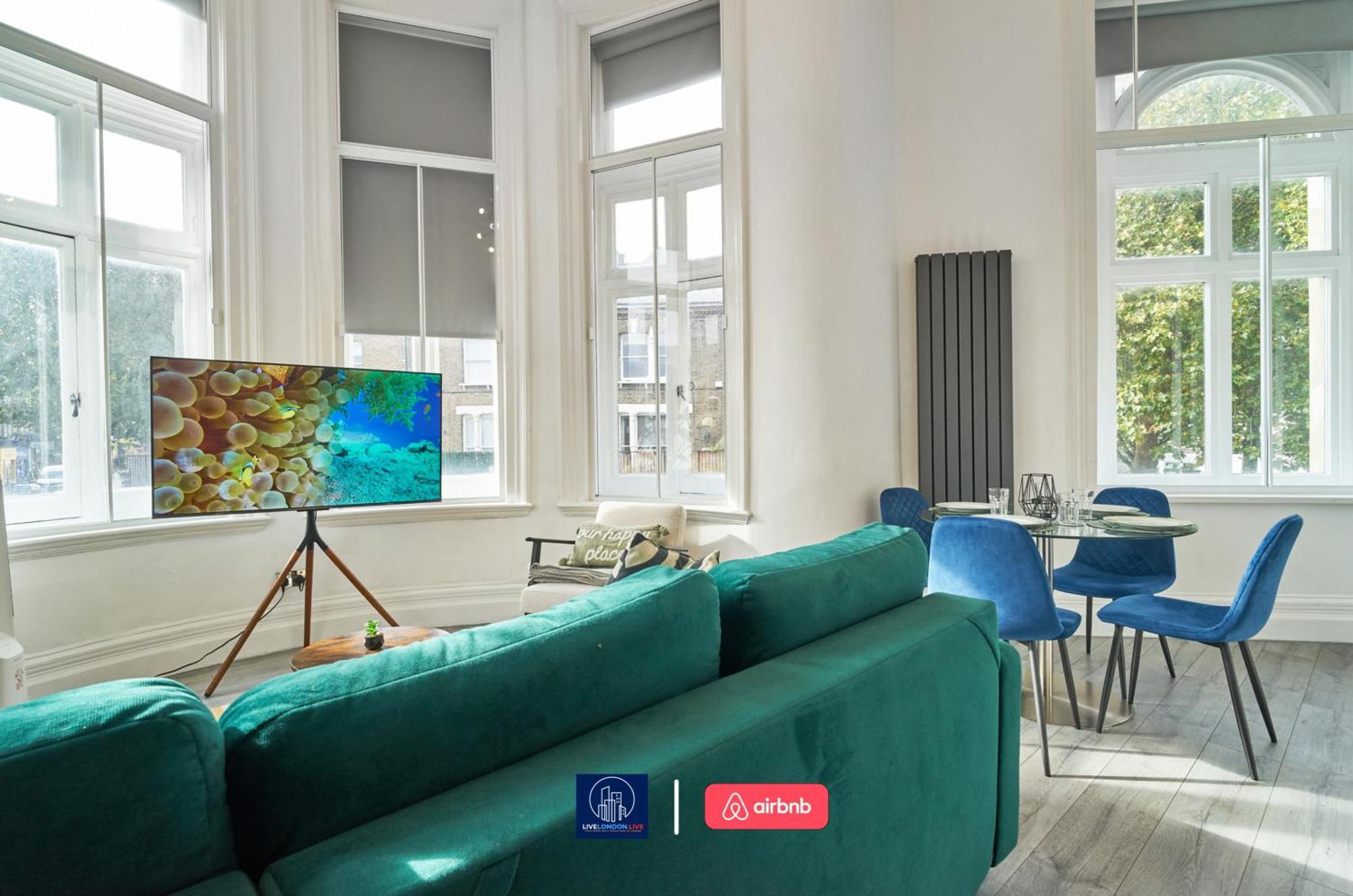 Last-Minute Specials L Sleeps Up To 4 Guests L One-Bedroom Apartment With King Bed And High Ceilings Near Camden By Live London Short Lets & Serviced Accommodation Εξωτερικό φωτογραφία