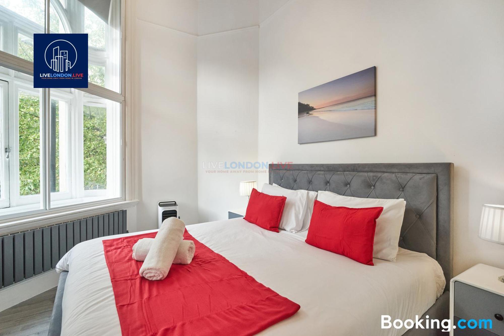 Last-Minute Specials L Sleeps Up To 4 Guests L One-Bedroom Apartment With King Bed And High Ceilings Near Camden By Live London Short Lets & Serviced Accommodation Εξωτερικό φωτογραφία